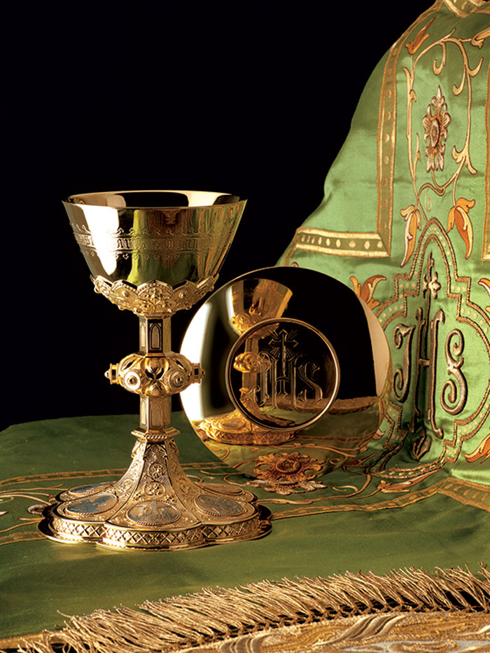 Chalice & 6 1/4 Scale Paten with Ring