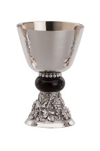 Sterling Silver Grape and Leaf Design Chalice with Paten