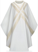 Gothic-cut Sentia Chasuble