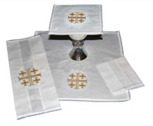 Mass Linens Set with Jerusalem Cross Design