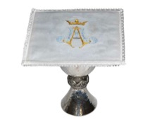 Chalice Pall with Victorious Lamb Design